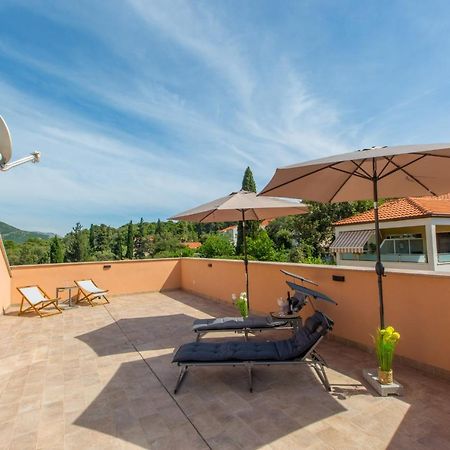 Casa Lidia - Modern & Spacious & Few Steps To Beach & Breathtaking View ザトン エクステリア 写真