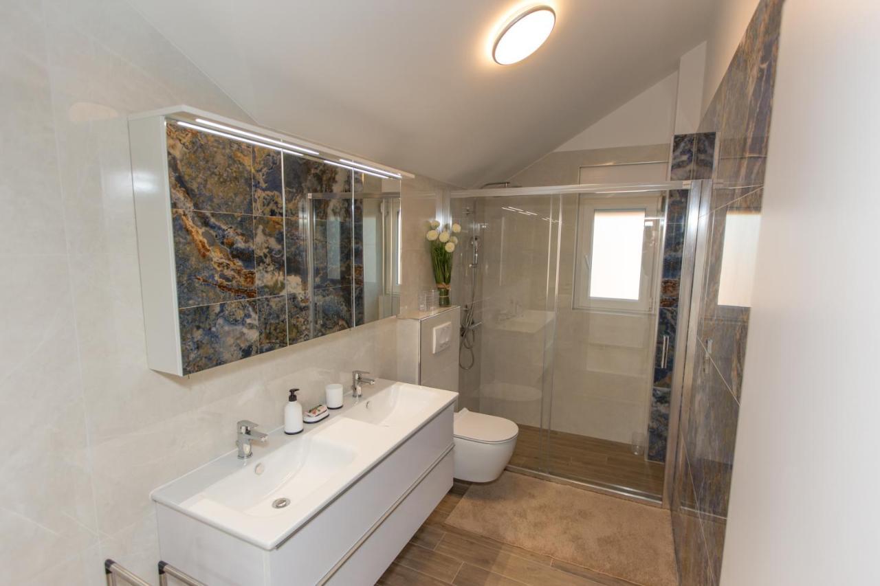 Casa Lidia - Modern & Spacious & Few Steps To Beach & Breathtaking View ザトン エクステリア 写真