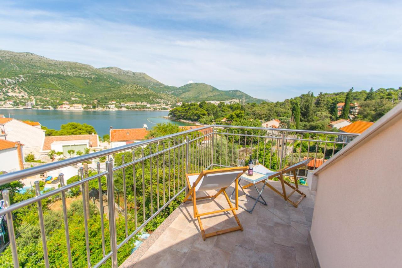 Casa Lidia - Modern & Spacious & Few Steps To Beach & Breathtaking View ザトン エクステリア 写真